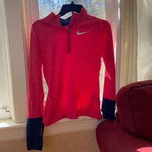 girls nike quarter zip size yxl